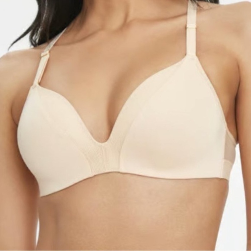 Lively All-Day Deep‎ V No-Wire wireless Nude bra T shirt with J hooks 38DD